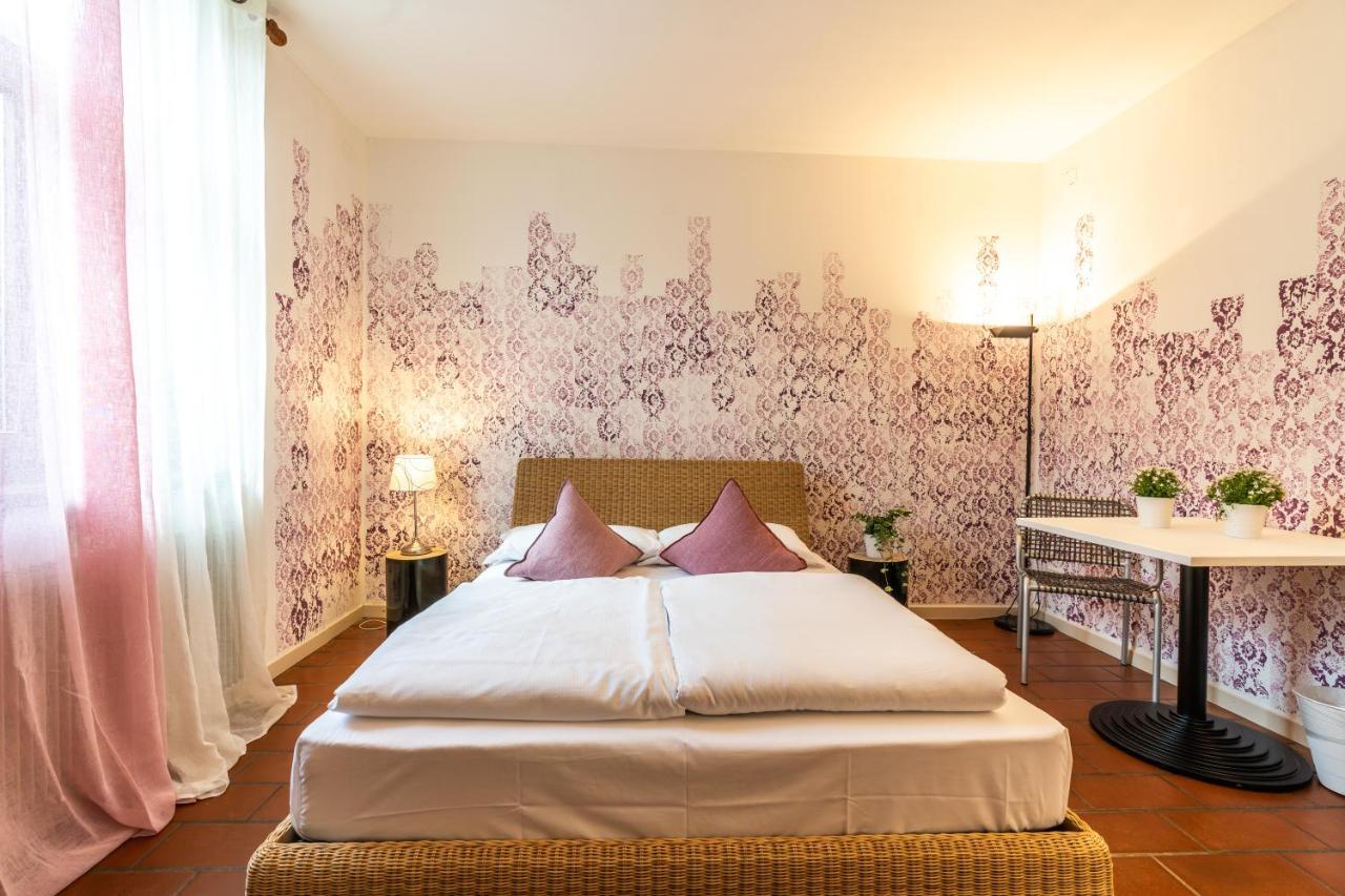 Hotel Sleep In Venzone Depandance Exterior foto