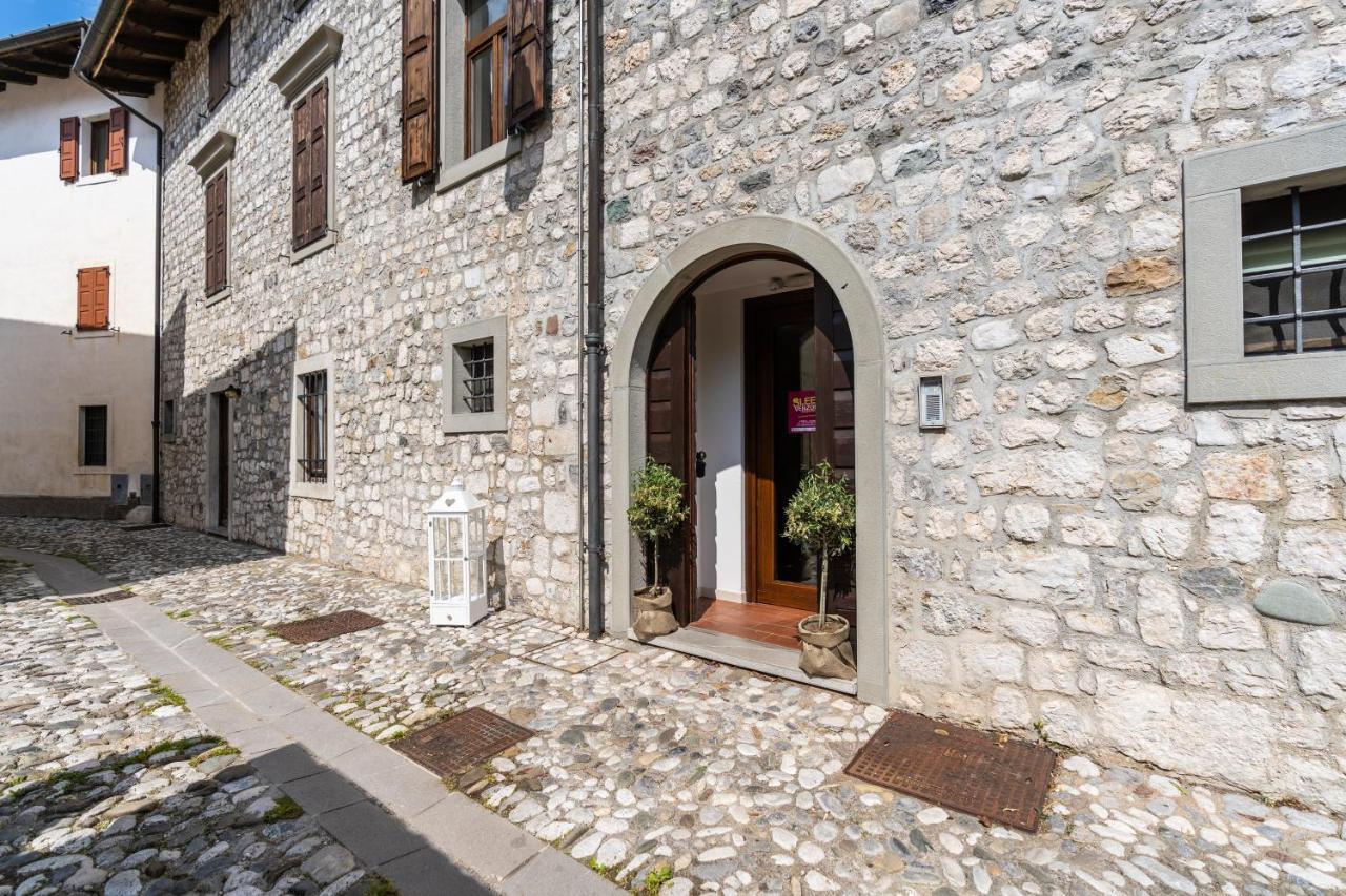 Hotel Sleep In Venzone Depandance Exterior foto